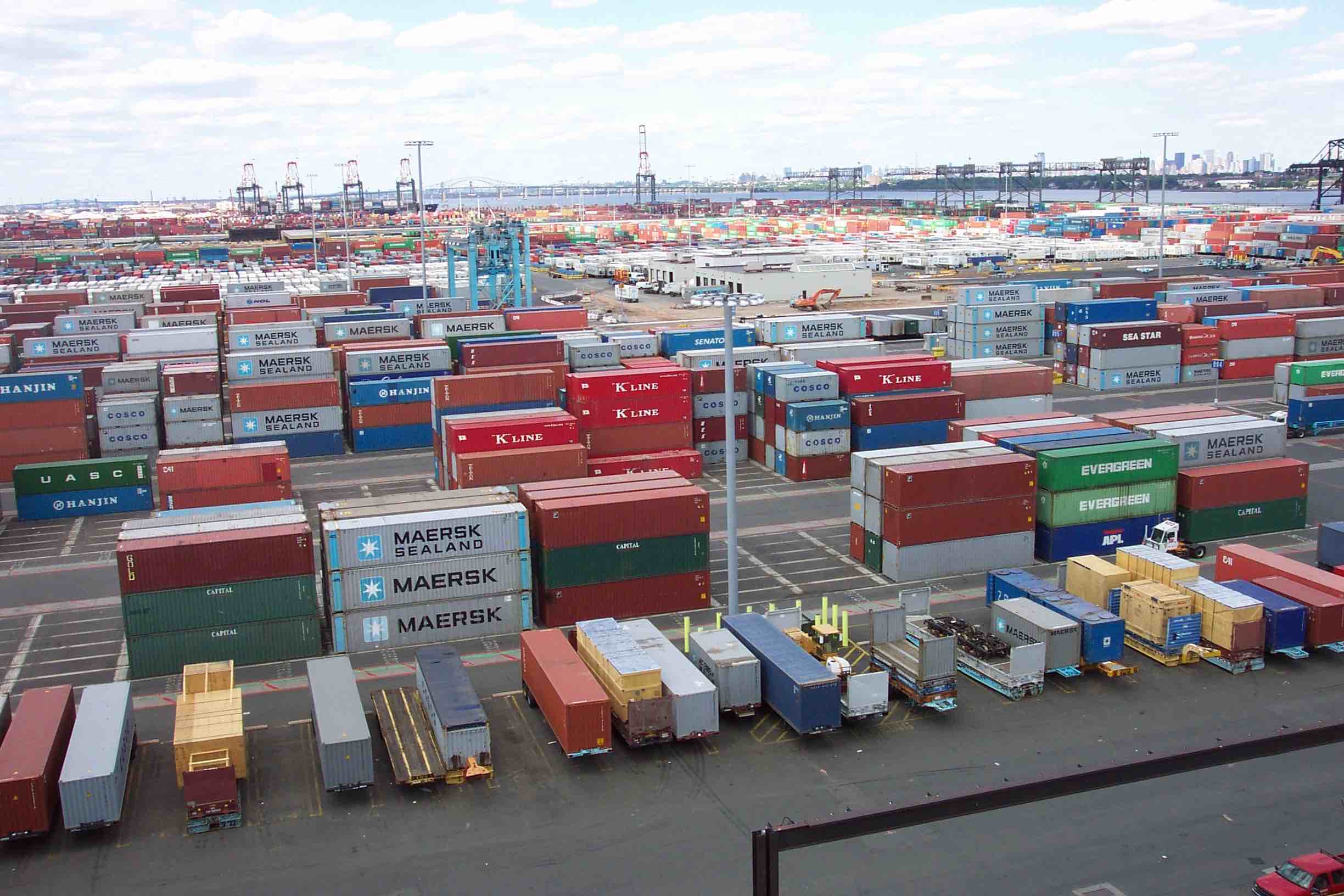Using Weave to create a Docker container network